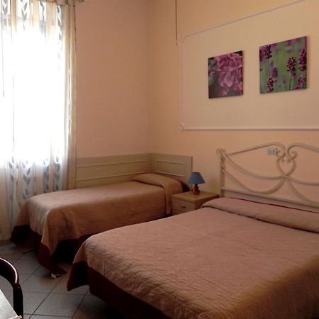 Hotel Ondina Viareggio Luaran gambar
