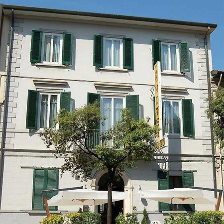Hotel Ondina Viareggio Luaran gambar