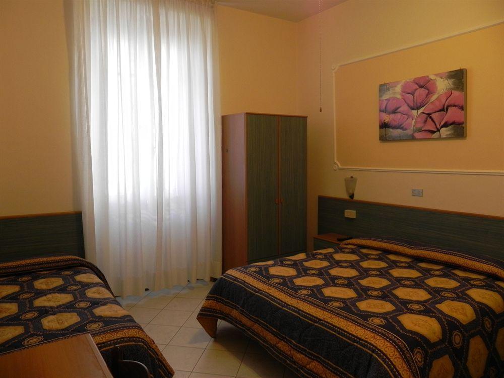 Hotel Ondina Viareggio Luaran gambar