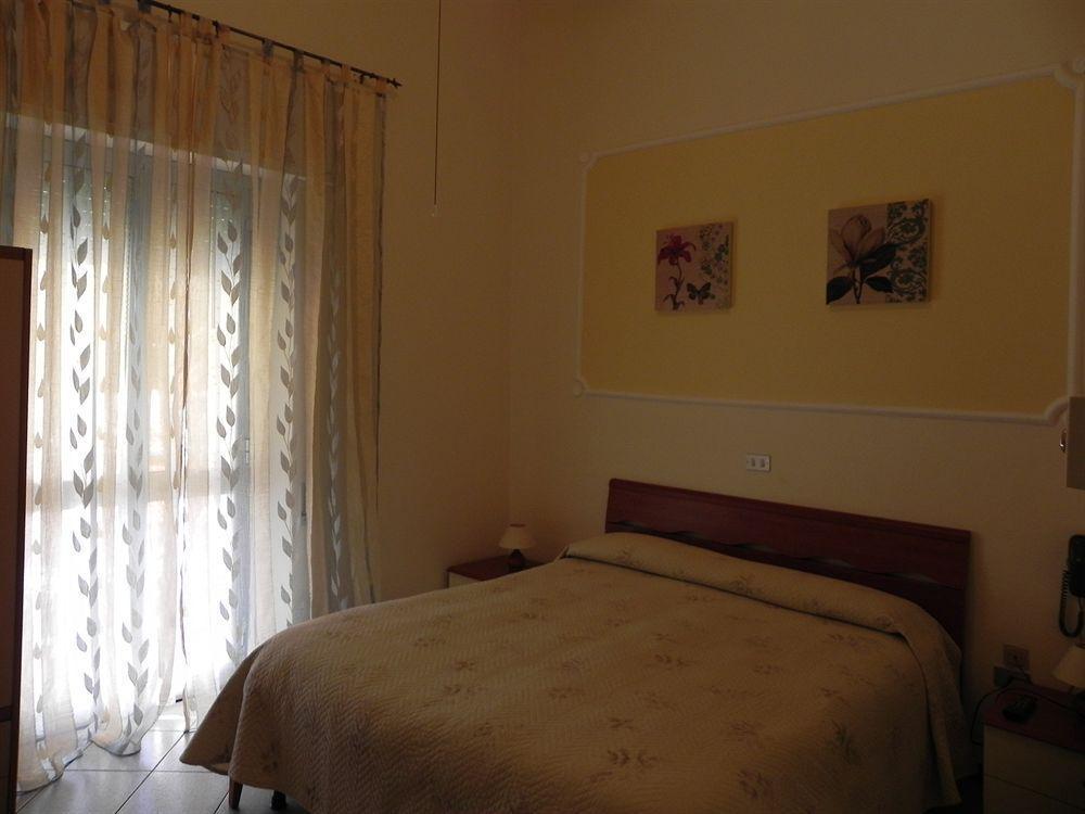 Hotel Ondina Viareggio Luaran gambar