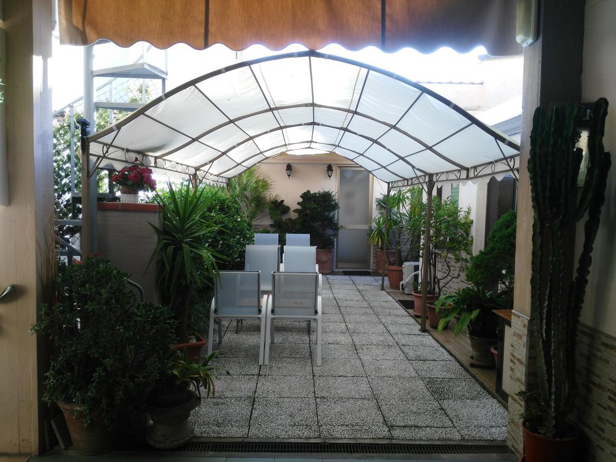 Hotel Ondina Viareggio Luaran gambar